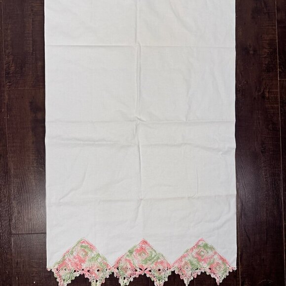 2 Vintage Cotton Cottagecore Pillowcases with Crochet Detail - Set of 2 - Picture 2 of 4